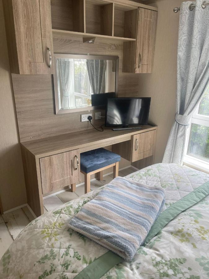 Fern Lodge With Hot Tub Stonham Aspall Экстерьер фото