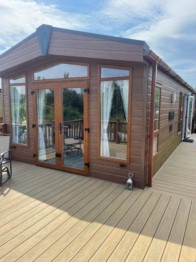 Fern Lodge With Hot Tub Stonham Aspall Экстерьер фото