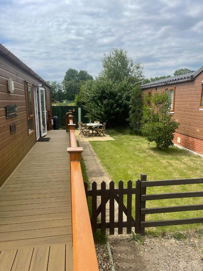 Fern Lodge With Hot Tub Stonham Aspall Экстерьер фото